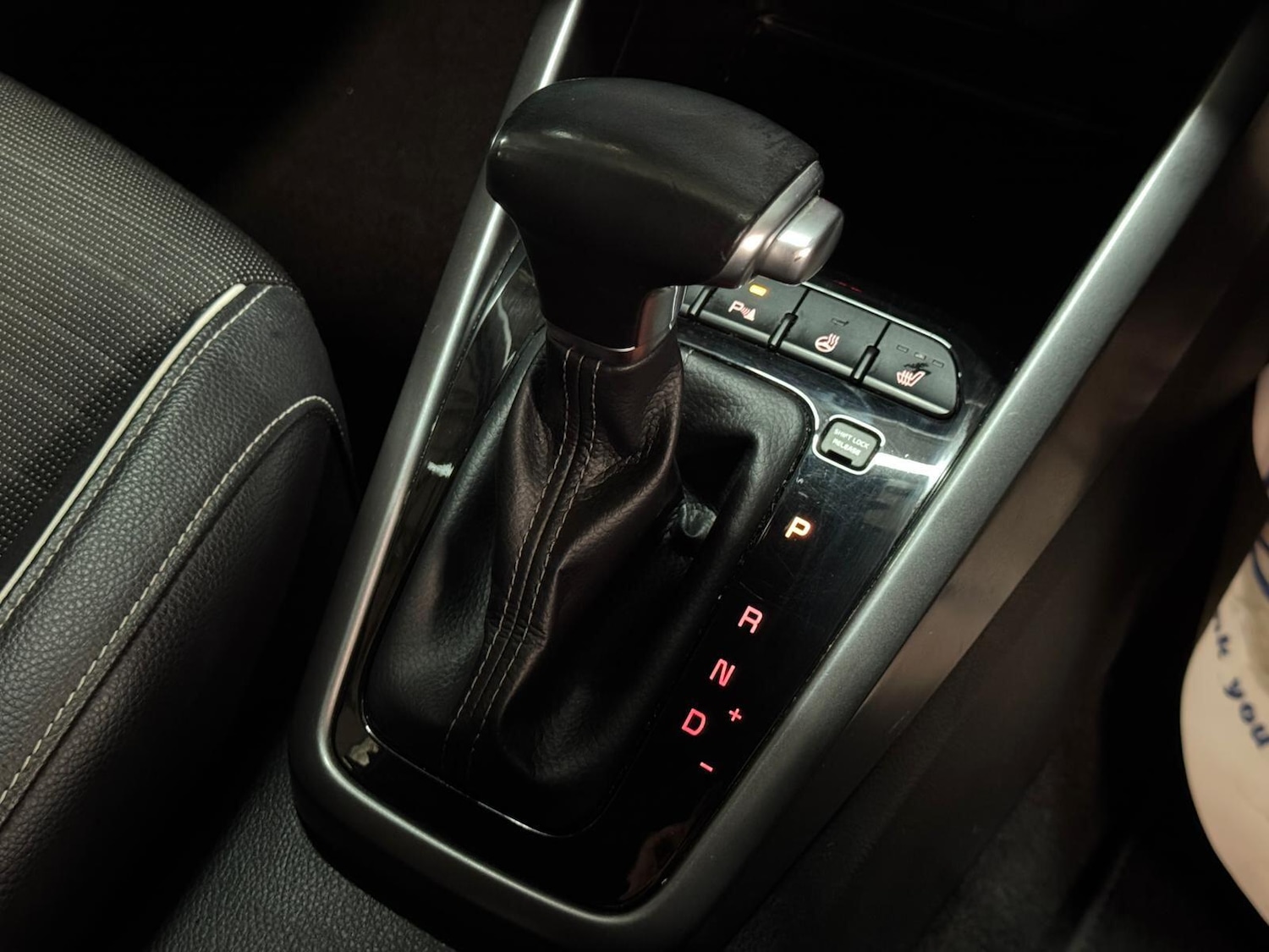 Used Kia Stonic 2021 for sale - 77215925: Photo 39