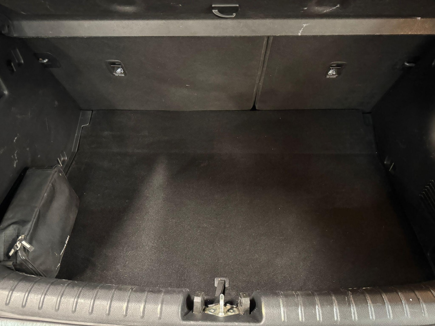 Used Kia Stonic 2021 for sale - 77215925: Photo 9