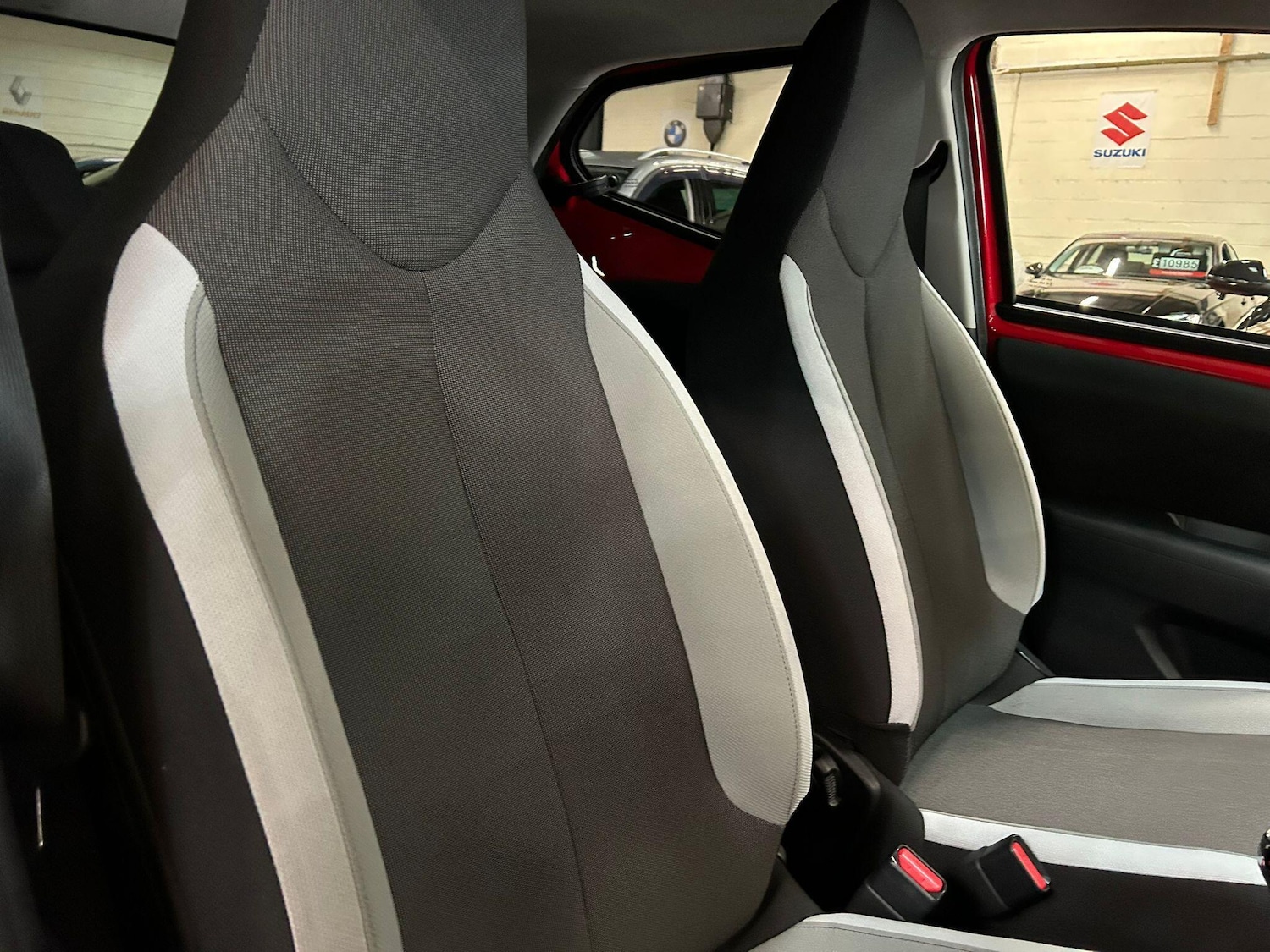 Used Toyota AYGO 2018 for sale - 76742338: Photo 14