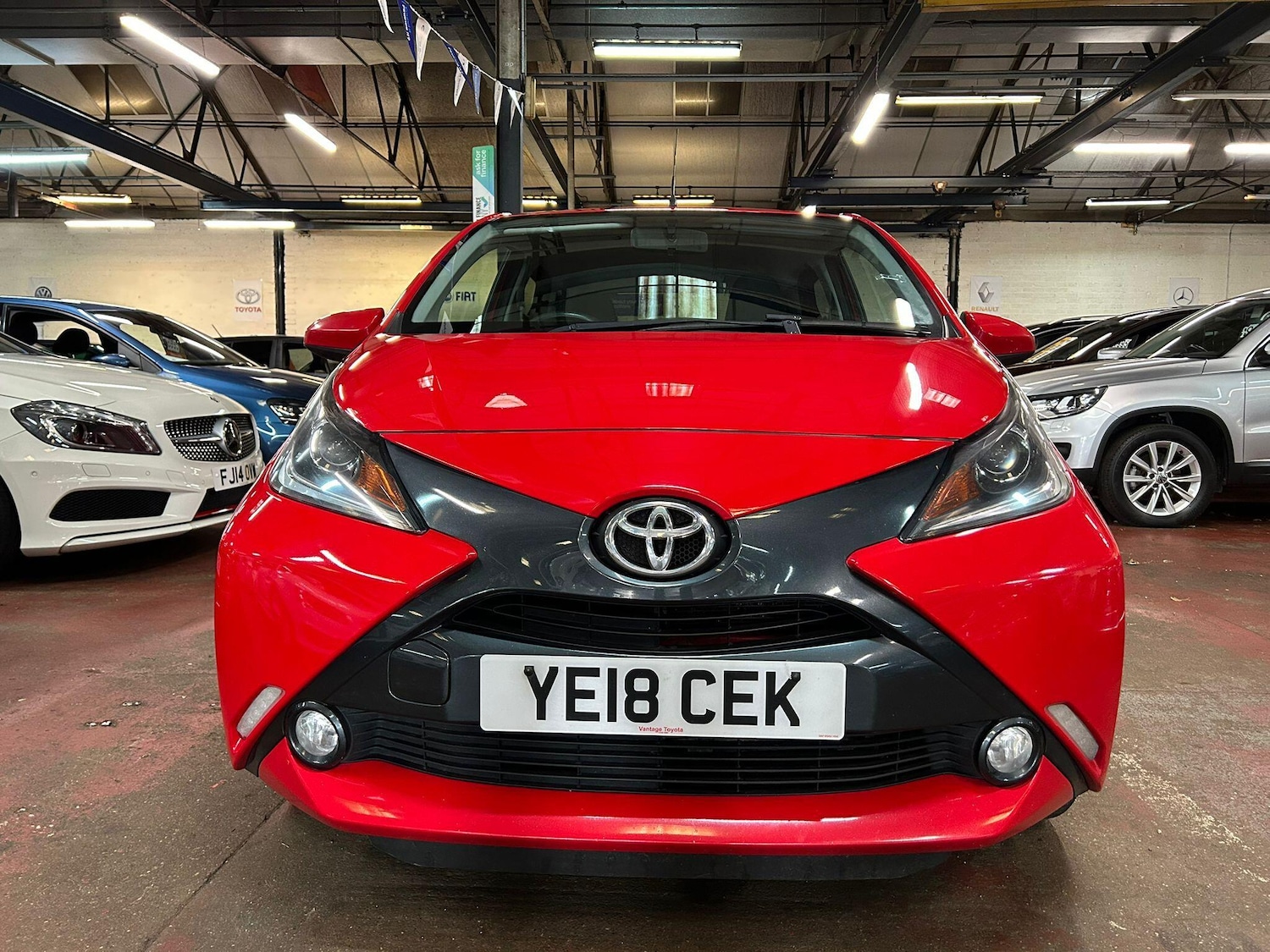 Used Toyota AYGO 2018 for sale - 76742338: Photo 2