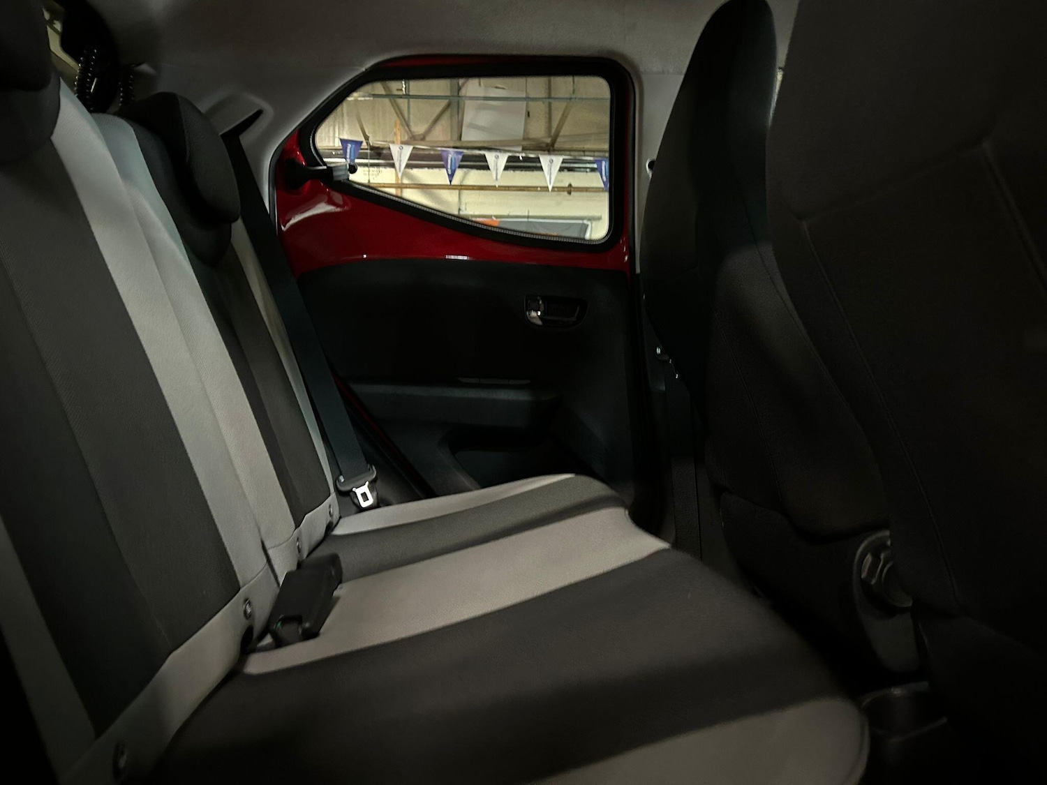 Used Toyota AYGO 2018 for sale - 76742338: Photo 22