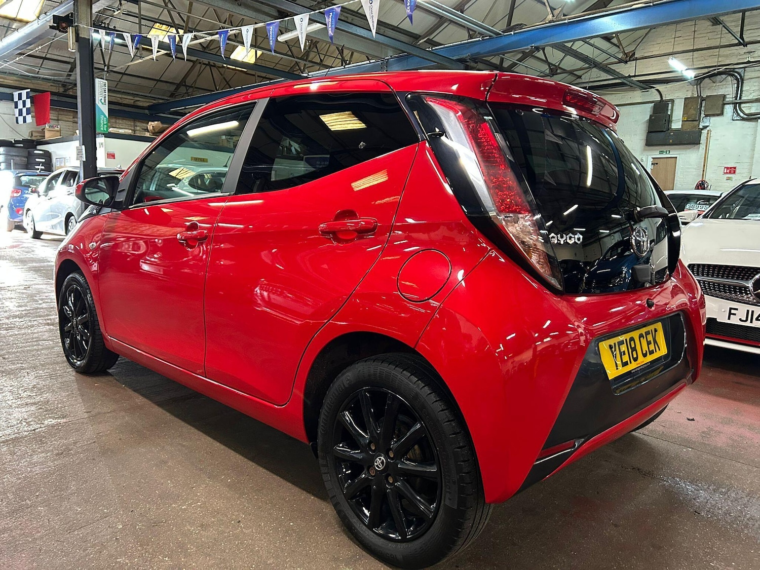 Used Toyota AYGO 2018 for sale - 76742338: Photo 4