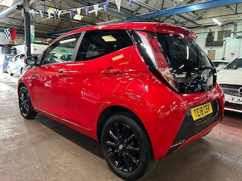 Used Toyota AYGO 2018 for sale - 76742338: Photo