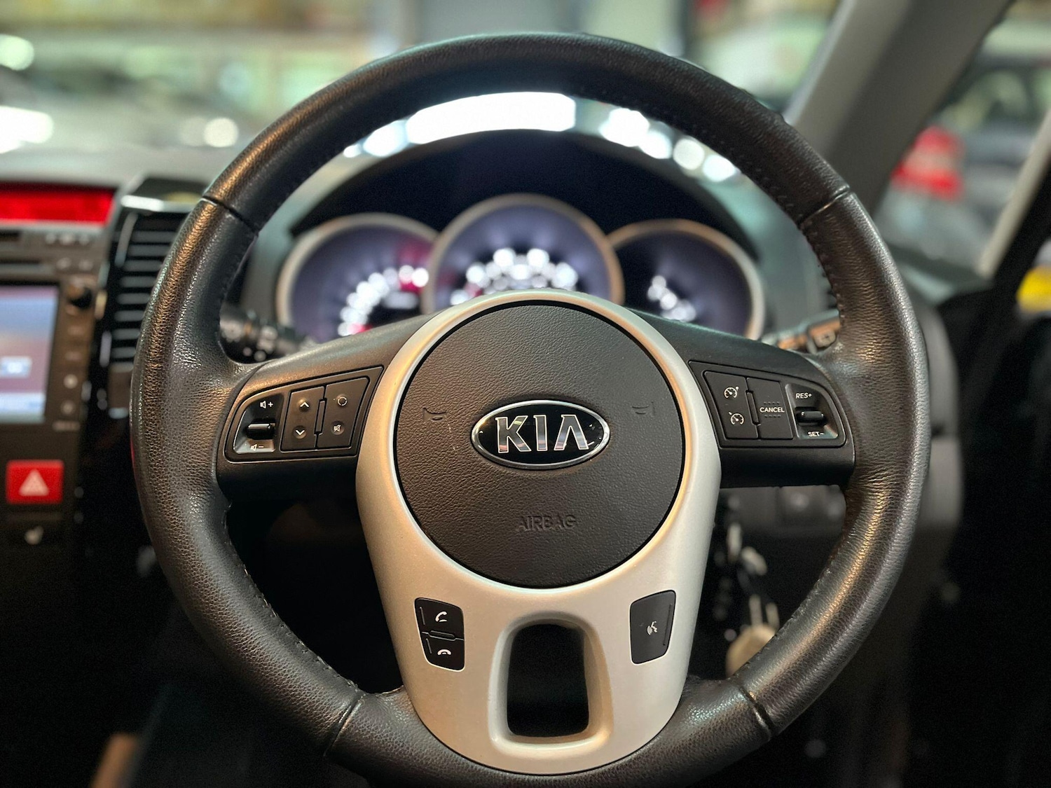 Used Kia Venga 2013 for sale - 77439744: Photo 26