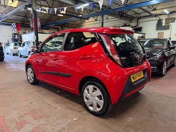 Used Toyota AYGO 2017 for sale - 79807244: Photo