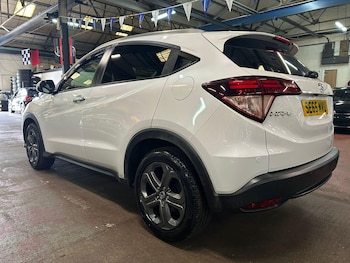 Used Honda HR-V 2016 for sale - 79025898: Photo