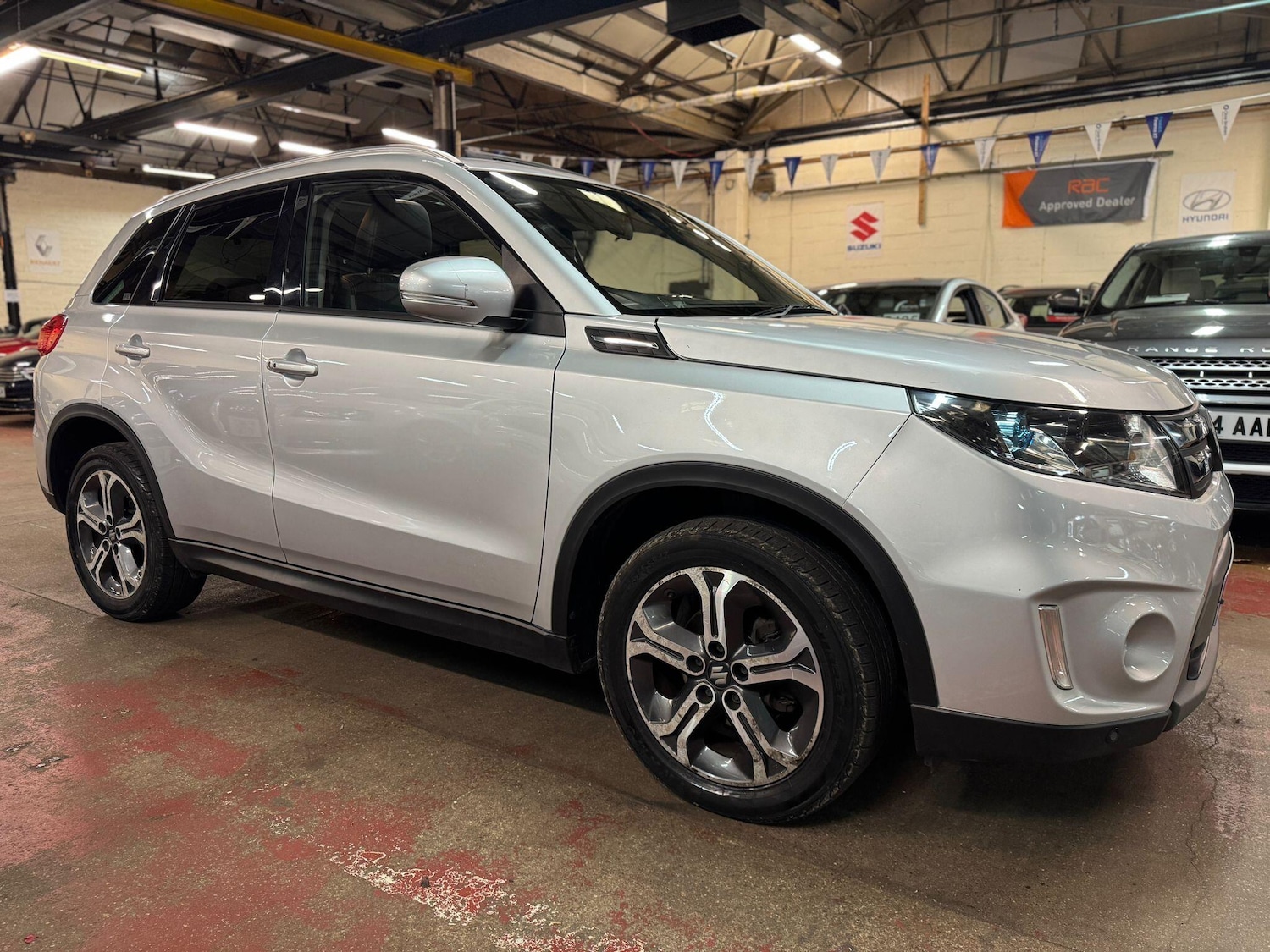 Used Suzuki Vitara 2016 for sale - 76306911: Photo 1