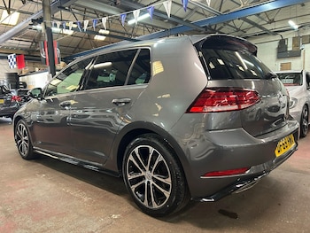 Used Volkswagen Golf 2020 for sale - 79093837: Photo