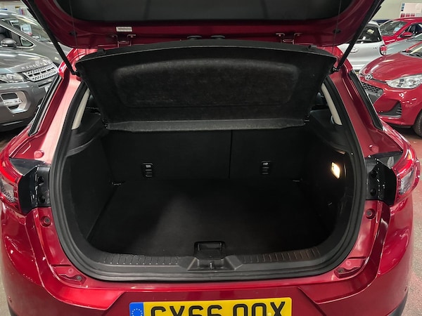 Used Mazda CX-3 2016 for sale - 76260427: Photo 13