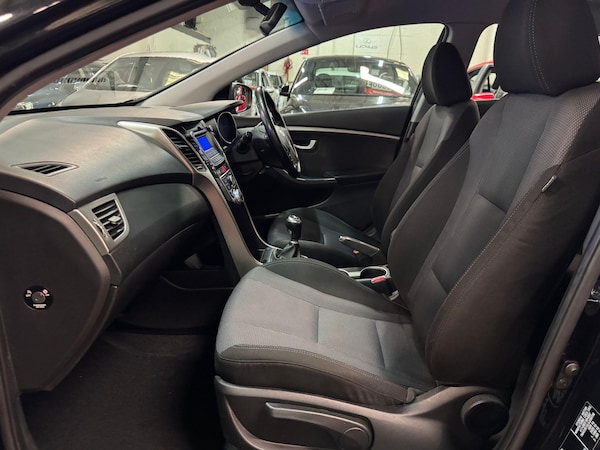 Used Hyundai i30 2015 for sale - 76042592: Photo 14