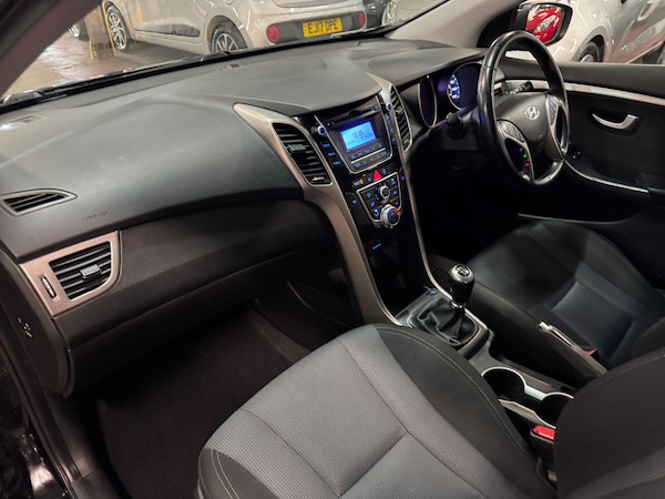Used Hyundai i30 2015 for sale - 76042592: Photo 15