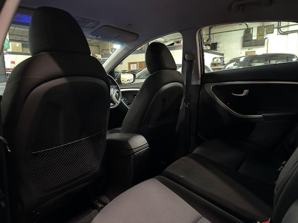 Used Hyundai i30 2015 for sale - 76042592: Photo 22