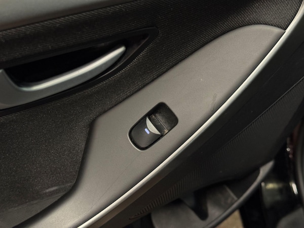Used Hyundai i30 2015 for sale - 76042592: Photo 24