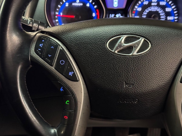 Used Hyundai i30 2015 for sale - 76042592: Photo 27