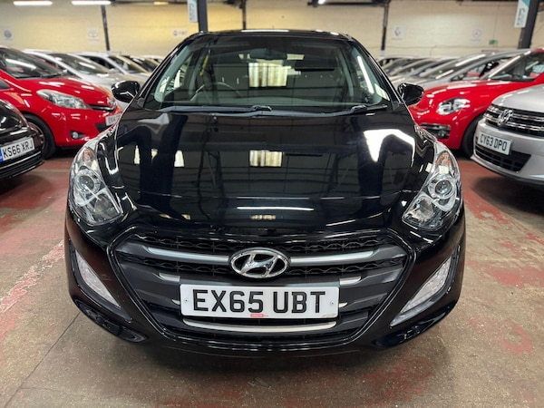 Used Hyundai i30 2015 for sale - 76042592: Photo 2