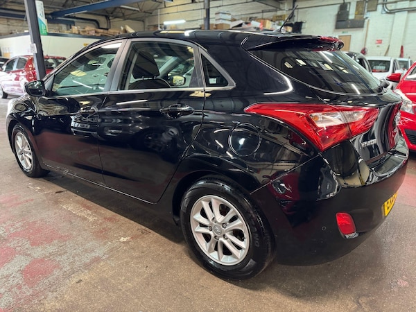 Used Hyundai i30 2015 for sale - 76042592: Photo 4