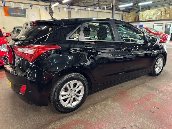 Used Hyundai i30 2015 for sale - 76042592: Photo 6