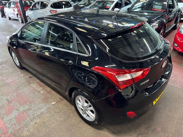 Used Hyundai i30 2015 for sale - 76042592: Photo 8