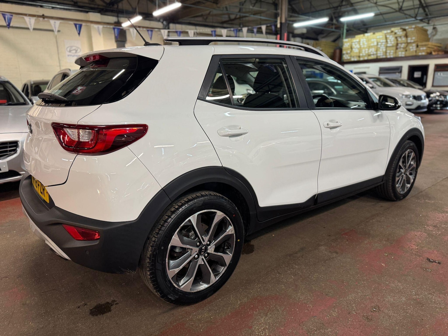 Used Kia Stonic 2018 for sale - 77883026: Photo 8