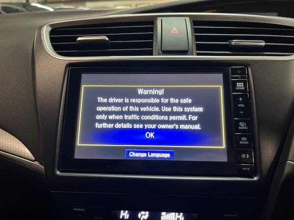 Used Honda Civic 2015 for sale - 76269973: Photo 32