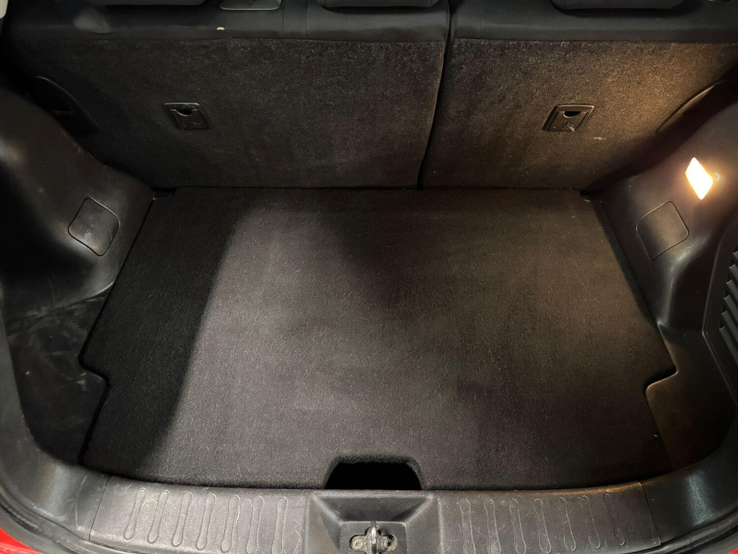 Used Nissan Juke 2014 for sale - 76348998: Photo 24