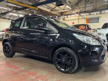 2016 (16) - 1.2 Zetec Black Edition Euro 6 (s/s) 3dr