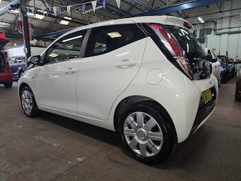 Used Toyota AYGO 2016 for sale - 78417455: Photo
