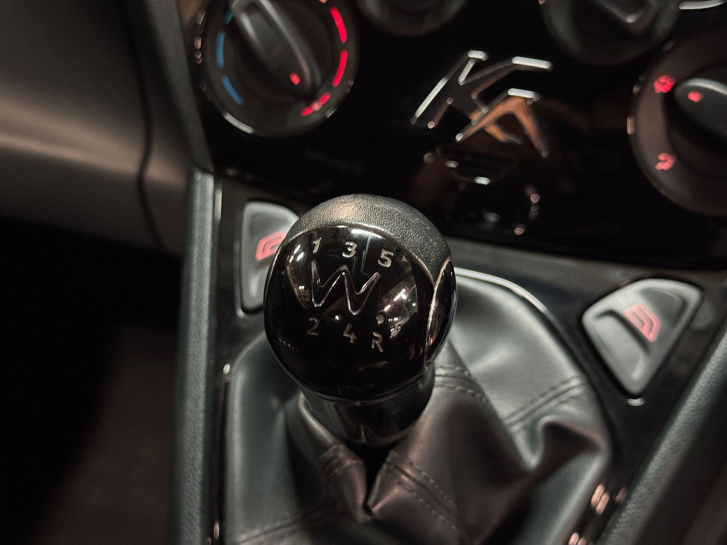 Used Ford Ka 2014 for sale - 76585275: Photo 27