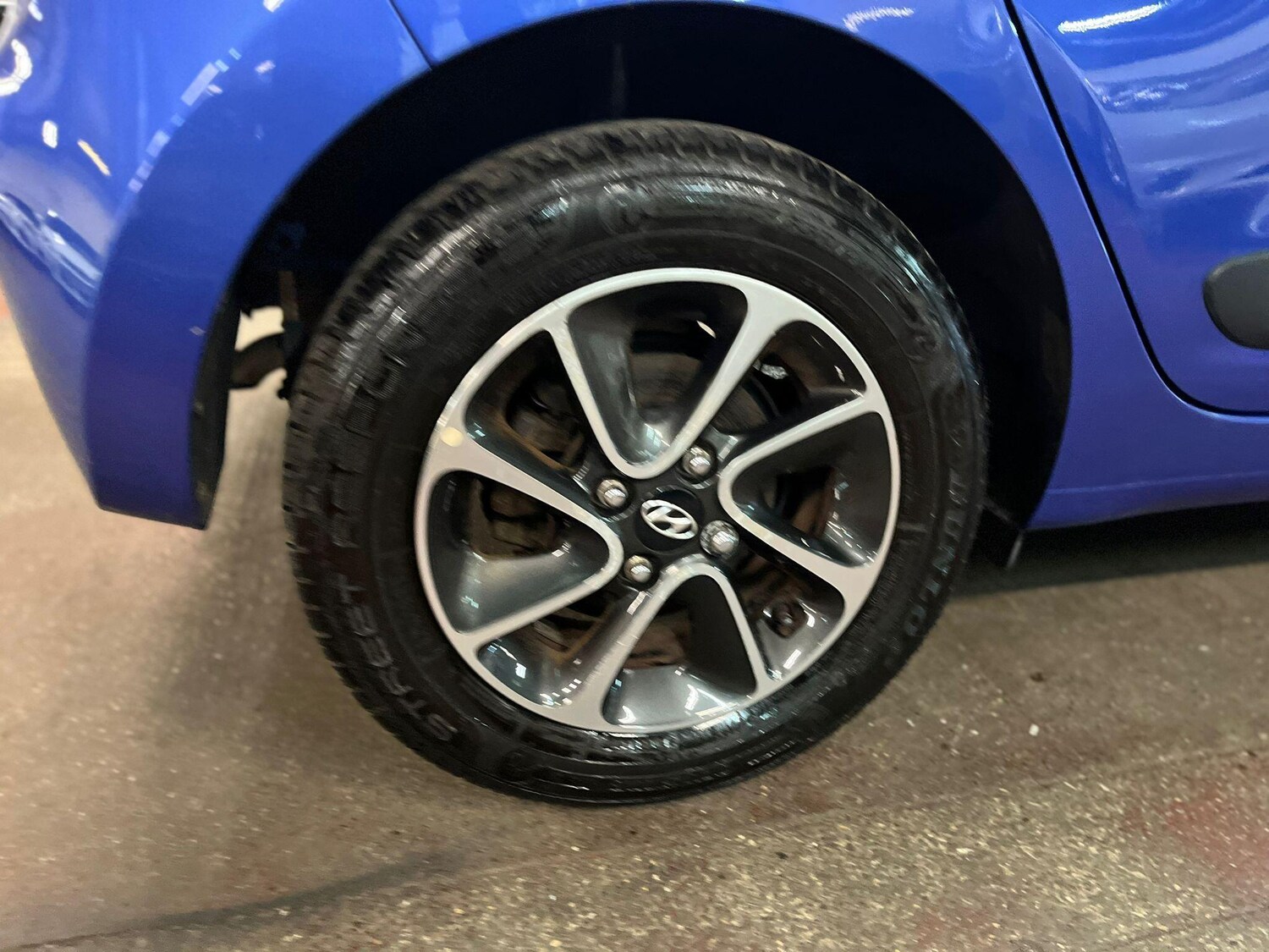 Used Hyundai i10 2018 for sale - 75977309: Photo 12
