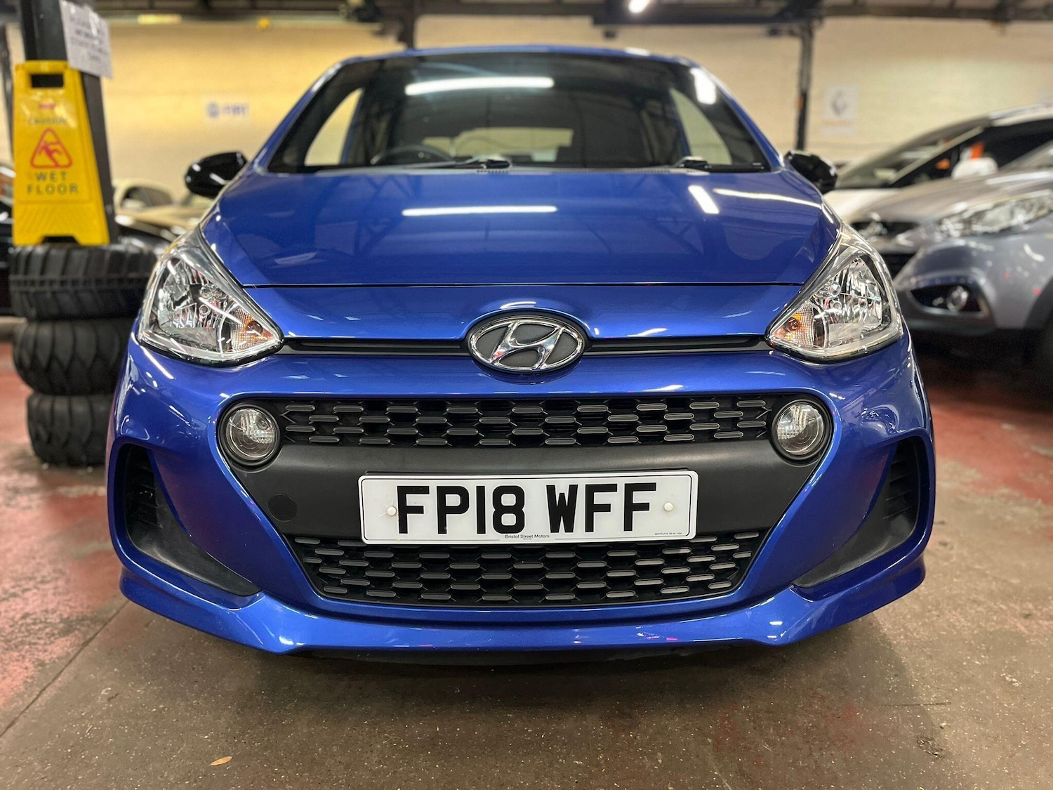 Used Hyundai i10 2018 for sale - 75977309: Photo 2