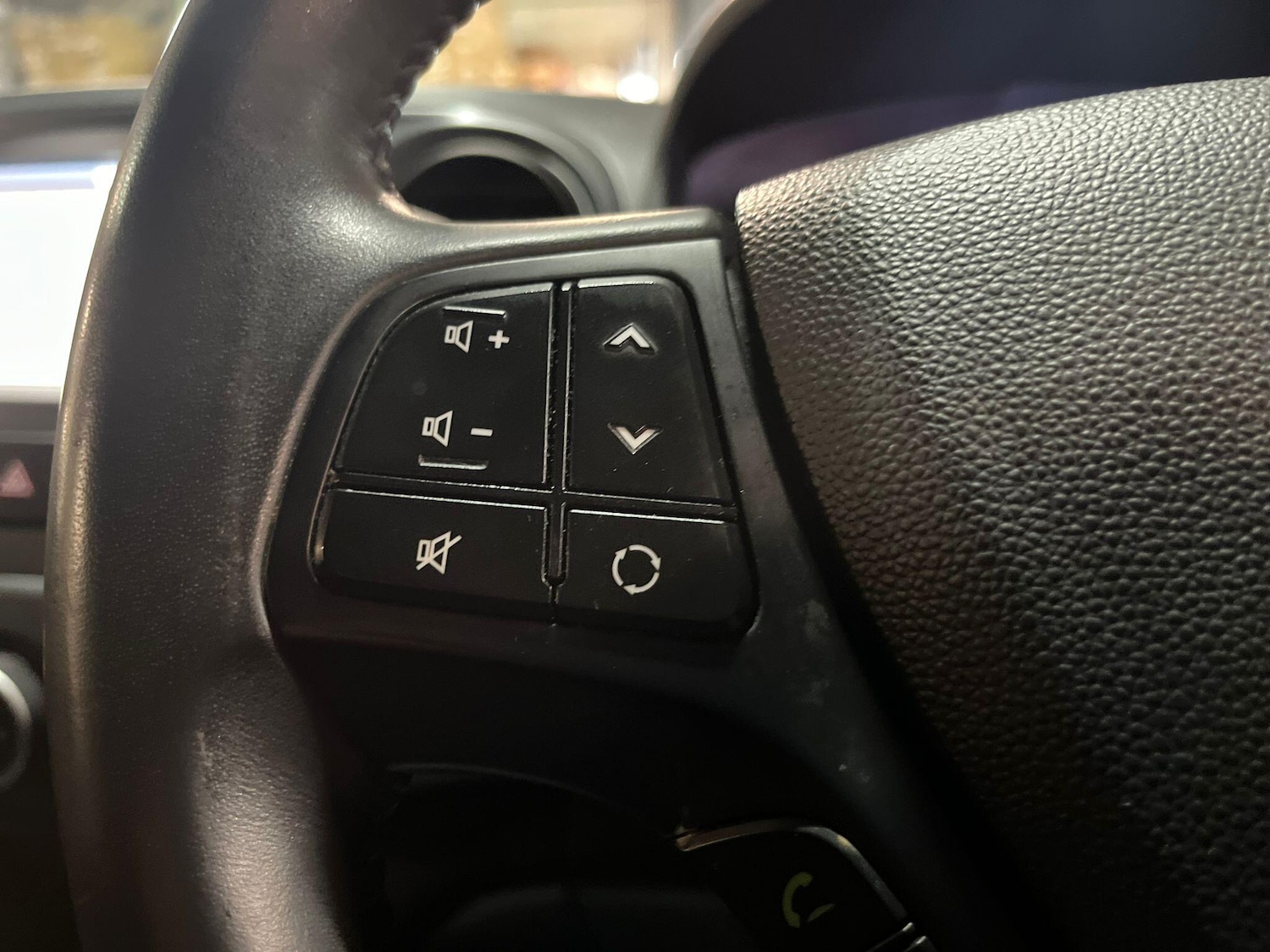 Used Hyundai i10 2018 for sale - 75977309: Photo 23