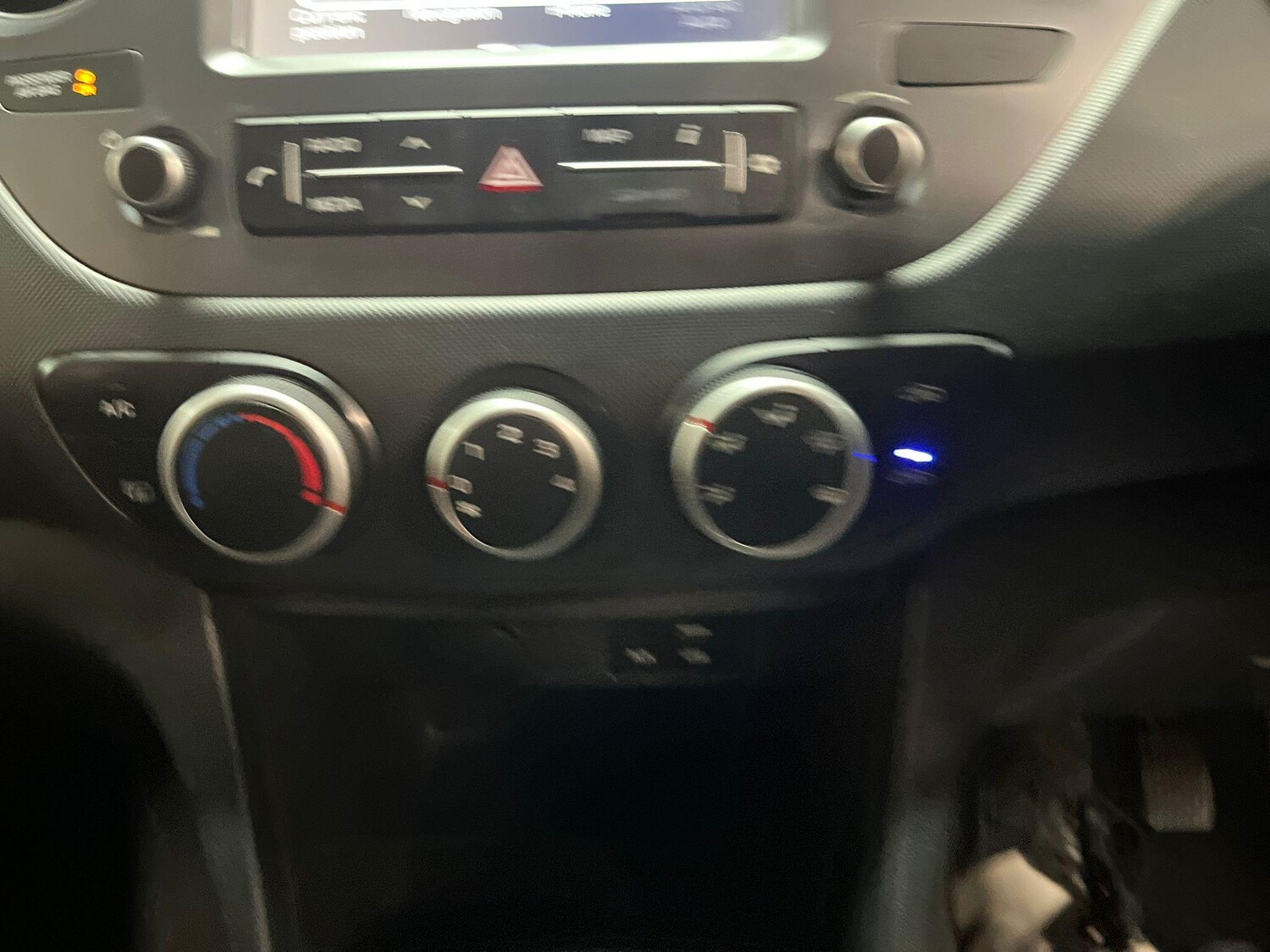 Used Hyundai i10 2018 for sale - 75977309: Photo 30