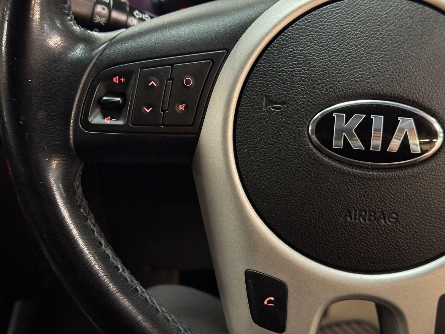 Used Kia Venga 2017 for sale - 76432923: Photo 28