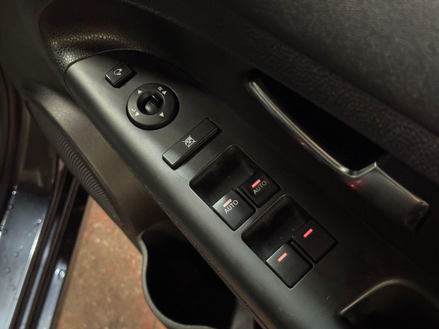 Used Kia Venga 2017 for sale - 76432923: Photo 40