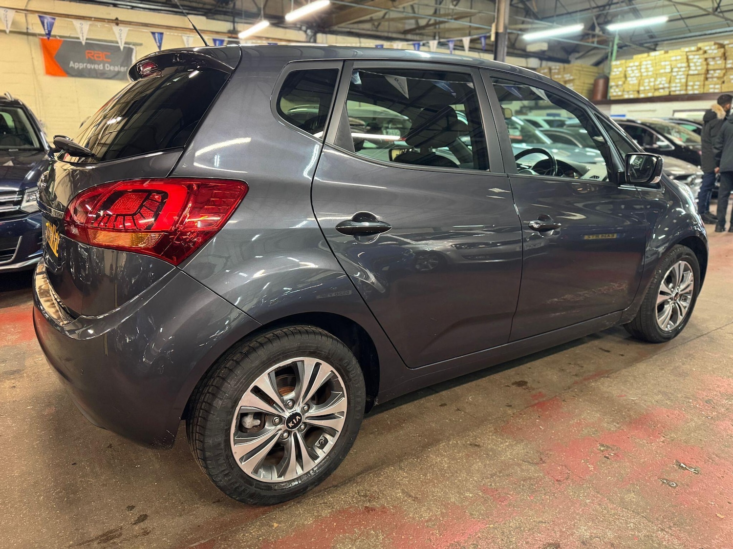 Used Kia Venga 2017 for sale - 76432923: Photo 6