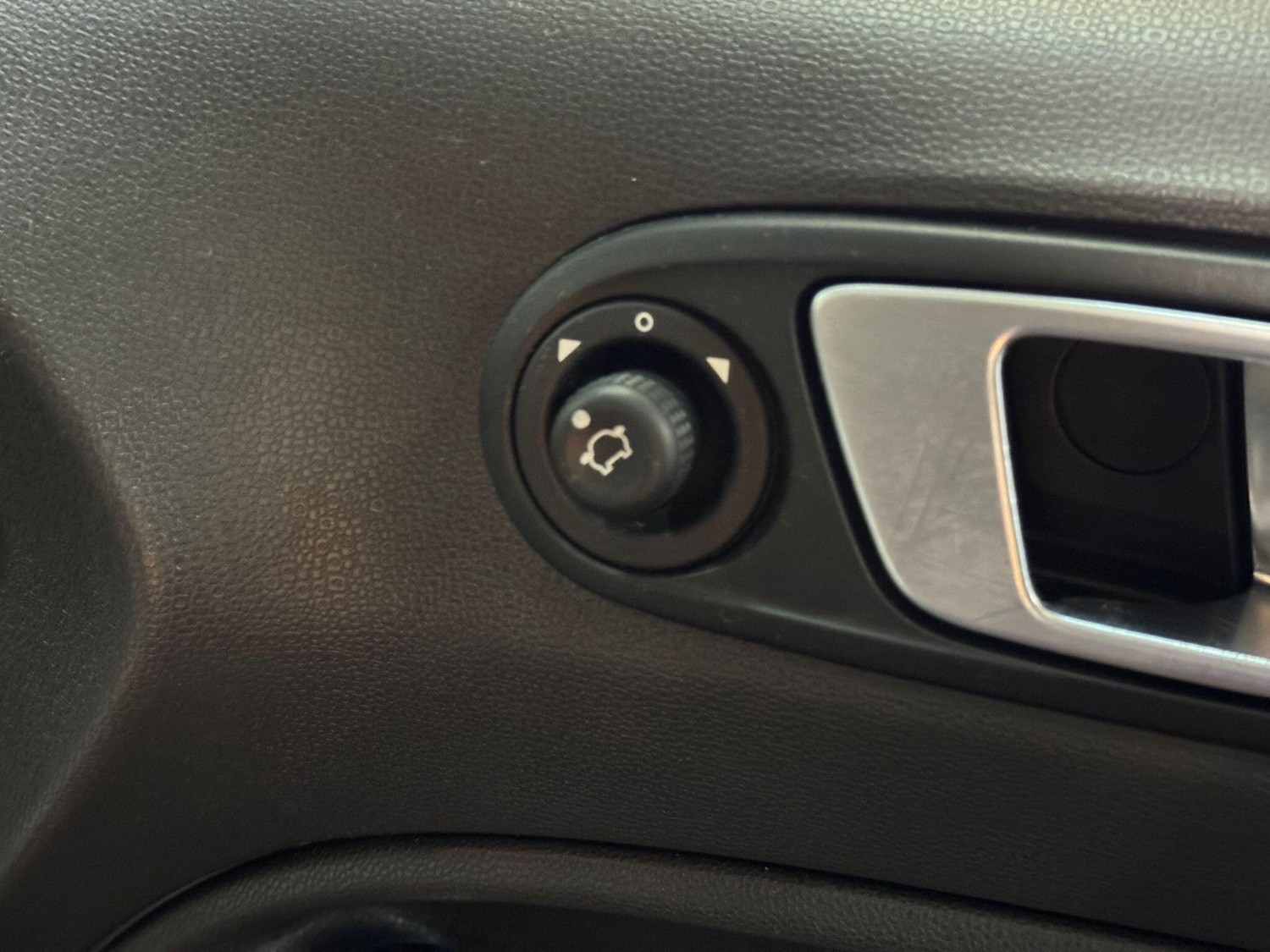 Used Ford Ecosport 2017 for sale - 78047987: Photo 27