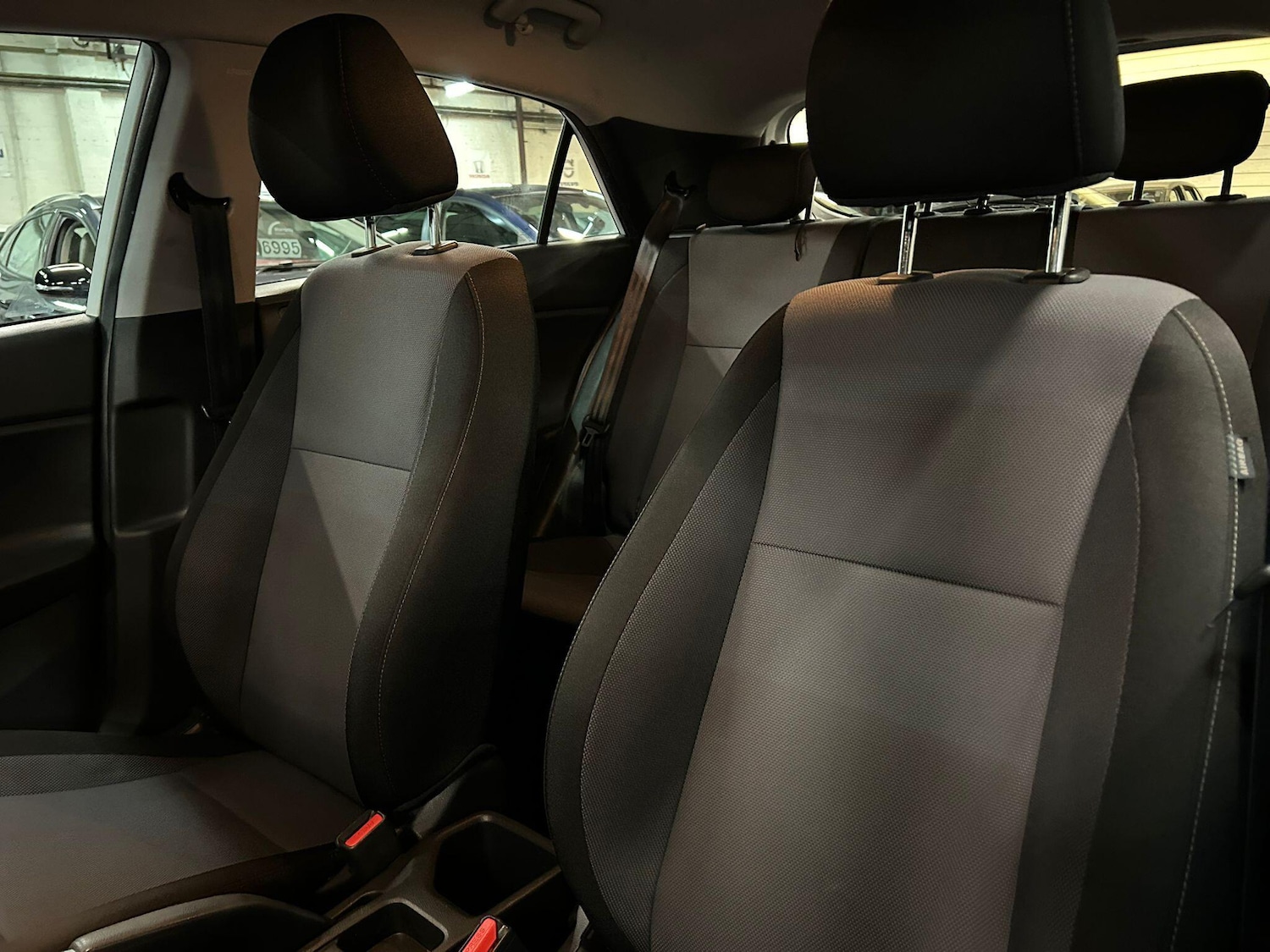 Used Hyundai i20 2018 for sale - 76472665: Photo 17