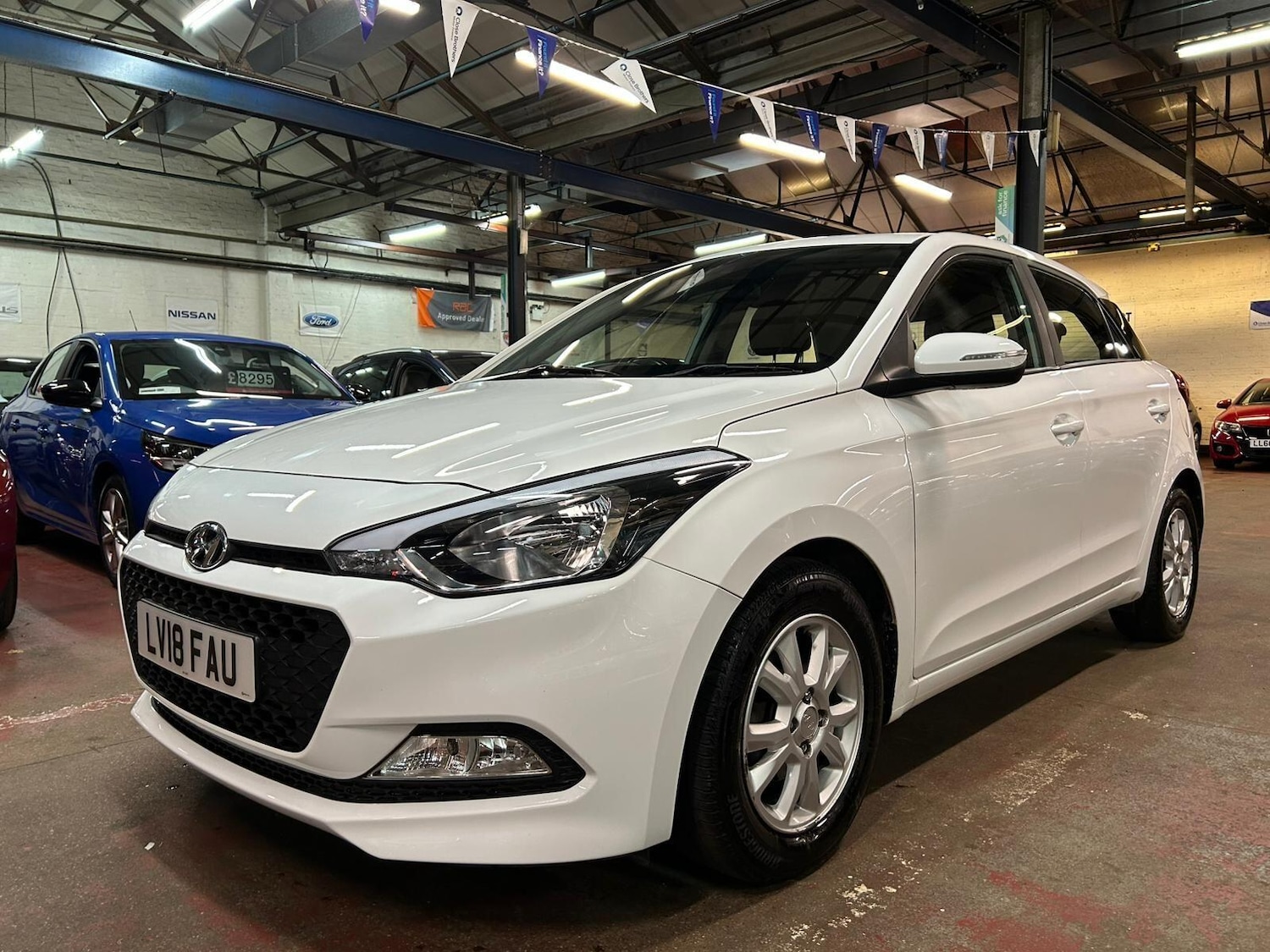 Used Hyundai i20 2018 for sale - 76472665: Photo 3