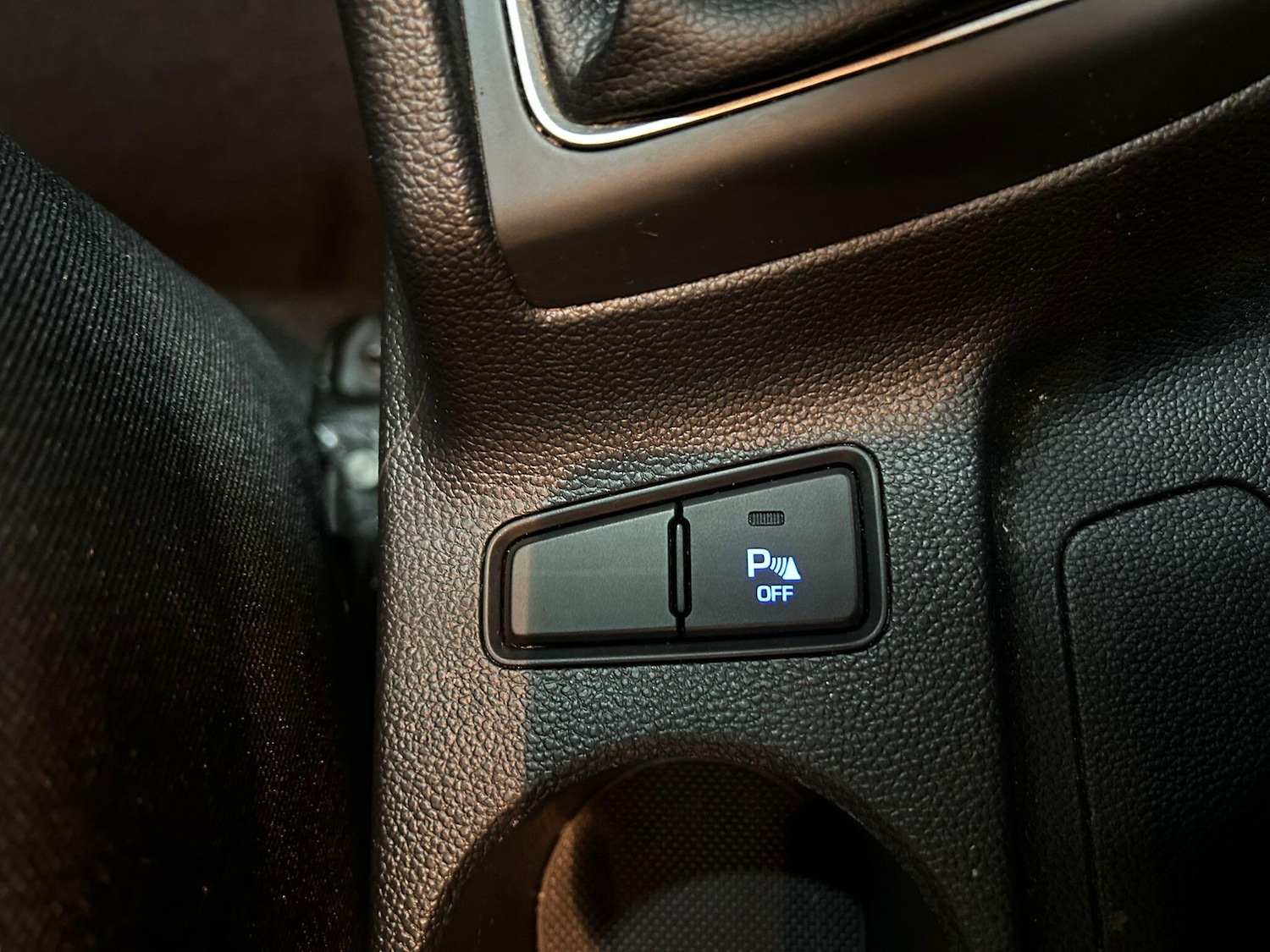 Used Hyundai i20 2018 for sale - 76472665: Photo 34