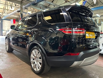 Used Land Rover Discovery 2017 for sale - 79317079: Photo