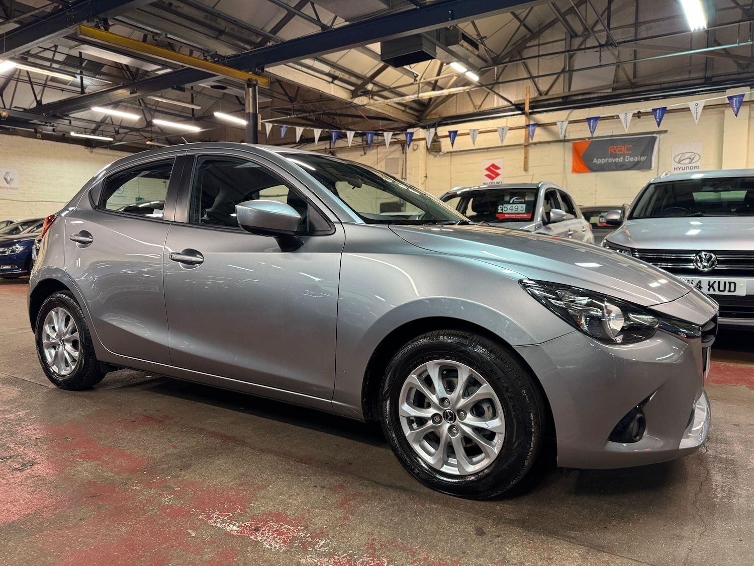 Used Mazda Mazda2 2017 for sale - 76425418: Photo 1