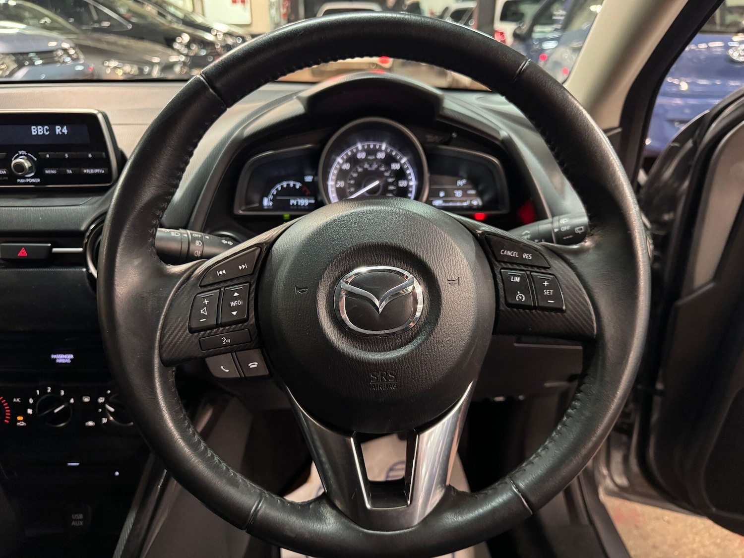 Used Mazda Mazda2 2017 for sale - 76425418: Photo 27