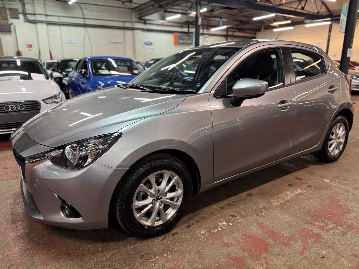 Used Mazda Mazda2 2017 for sale - 76425418: Photo 3