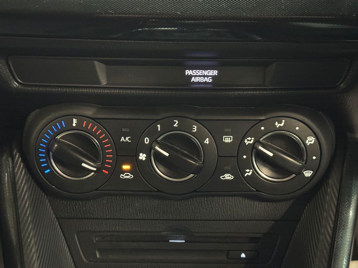 Used Mazda Mazda2 2017 for sale - 76425418: Photo 33