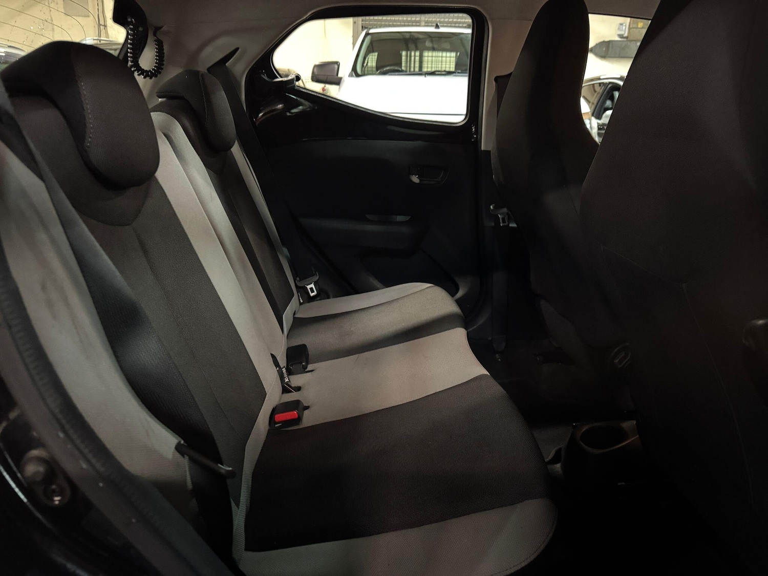 Used Toyota AYGO 2015 for sale - 77175452: Photo 16