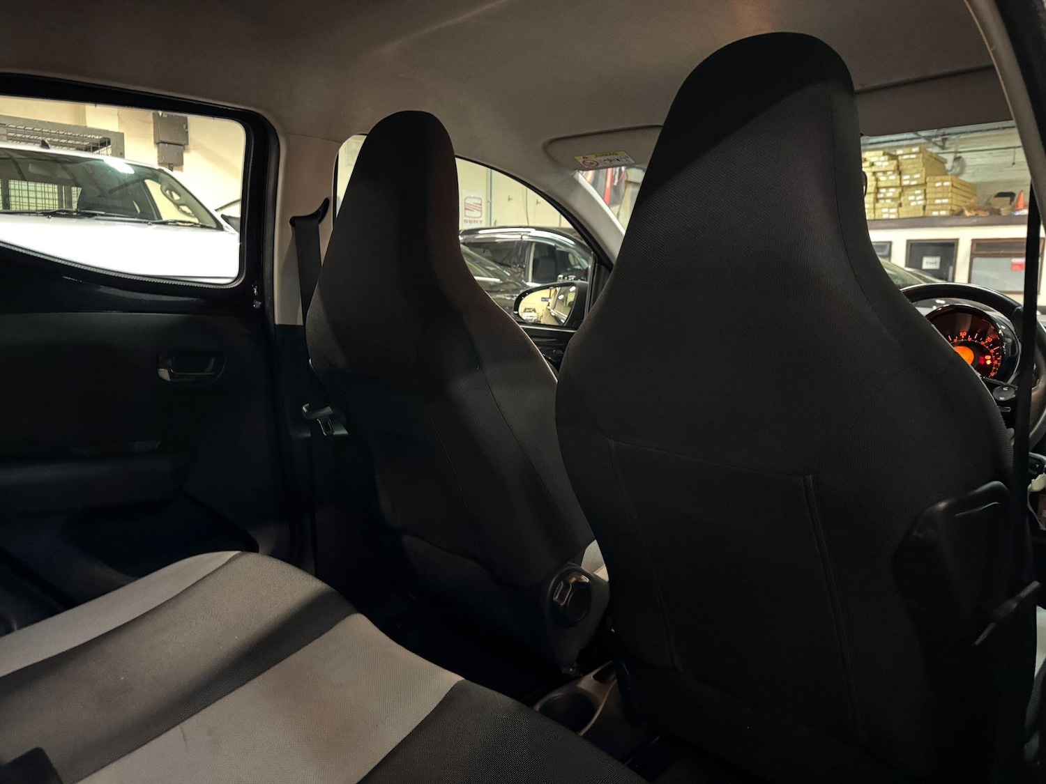 Used Toyota AYGO 2015 for sale - 77175452: Photo 18