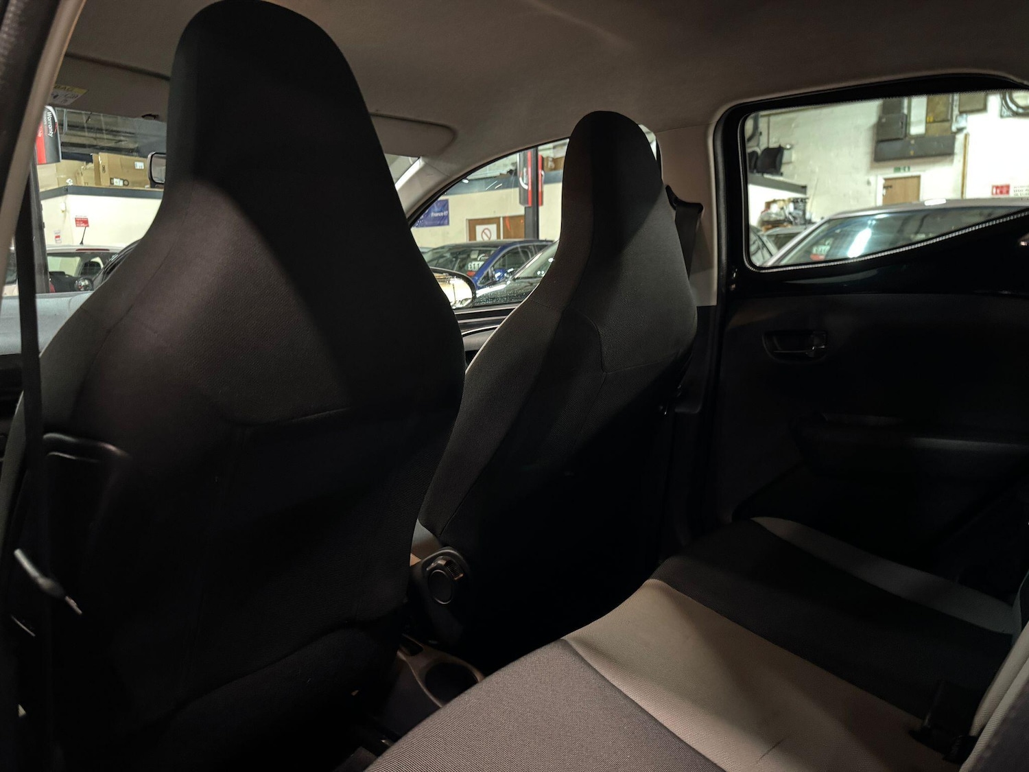 Used Toyota AYGO 2015 for sale - 77175452: Photo 21