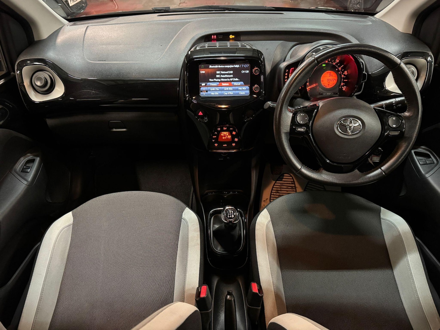 Used Toyota AYGO 2015 for sale - 77175452: Photo 23