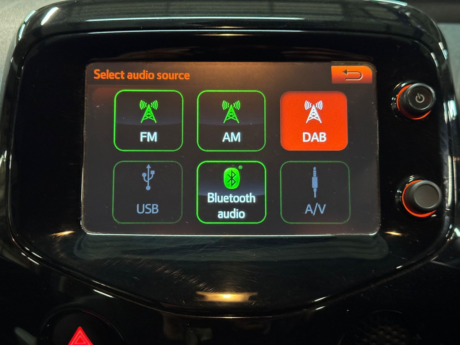 Used Toyota AYGO 2015 for sale - 77175452: Photo 32