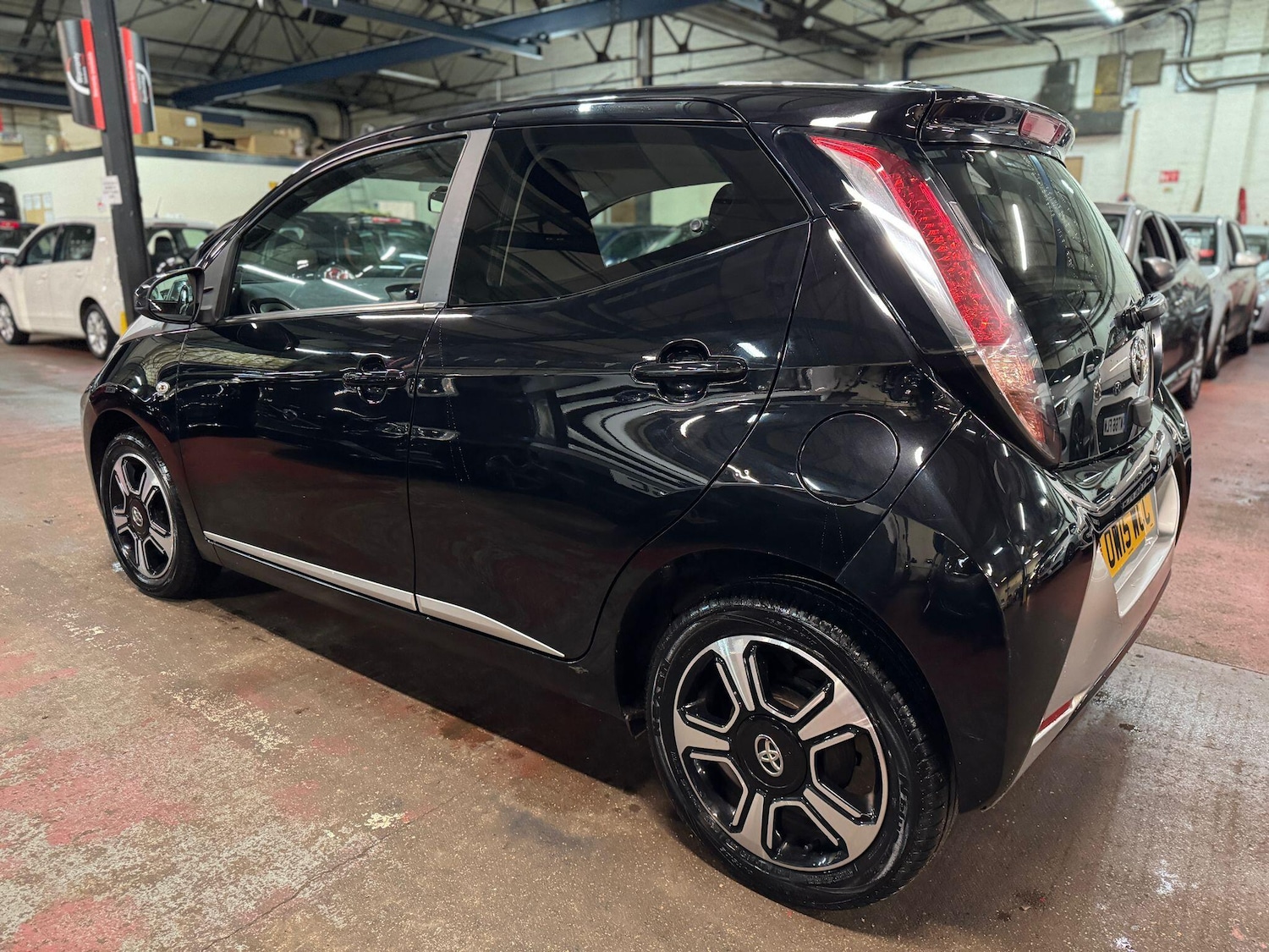 Used Toyota AYGO 2015 for sale - 77175452: Photo 4